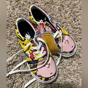 Peanuts Vans .. brand new with tags